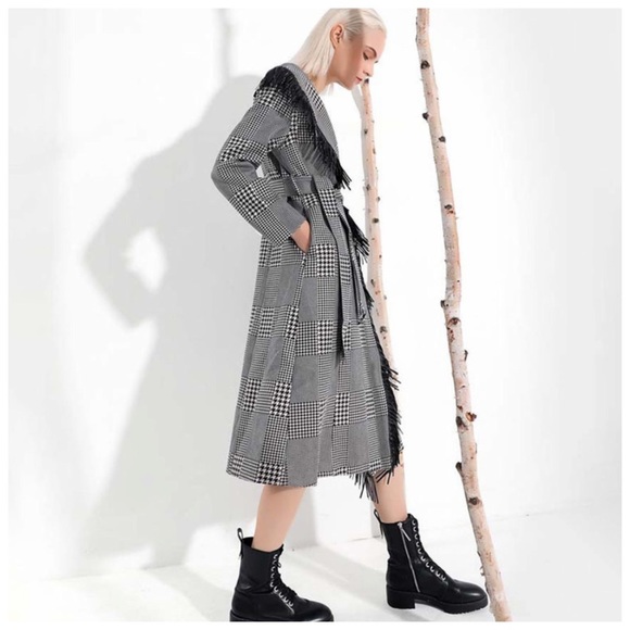 Houndstooth Microfiber Fringe Long Jacket - Picture 3 of 8